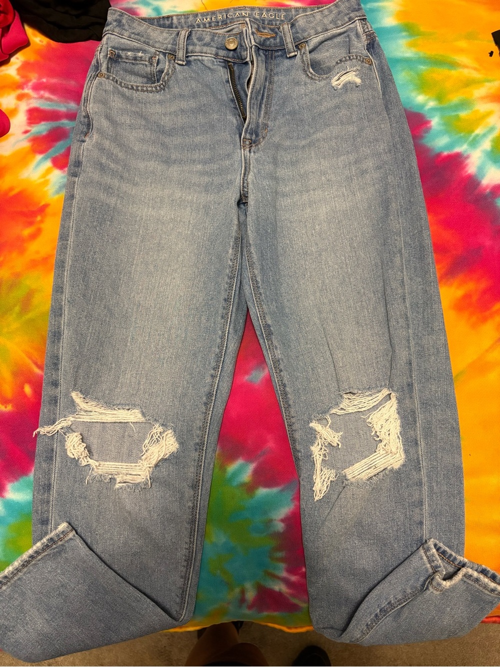 American Eagle Outfitters Light Blue Mom Jeans size 2 regular